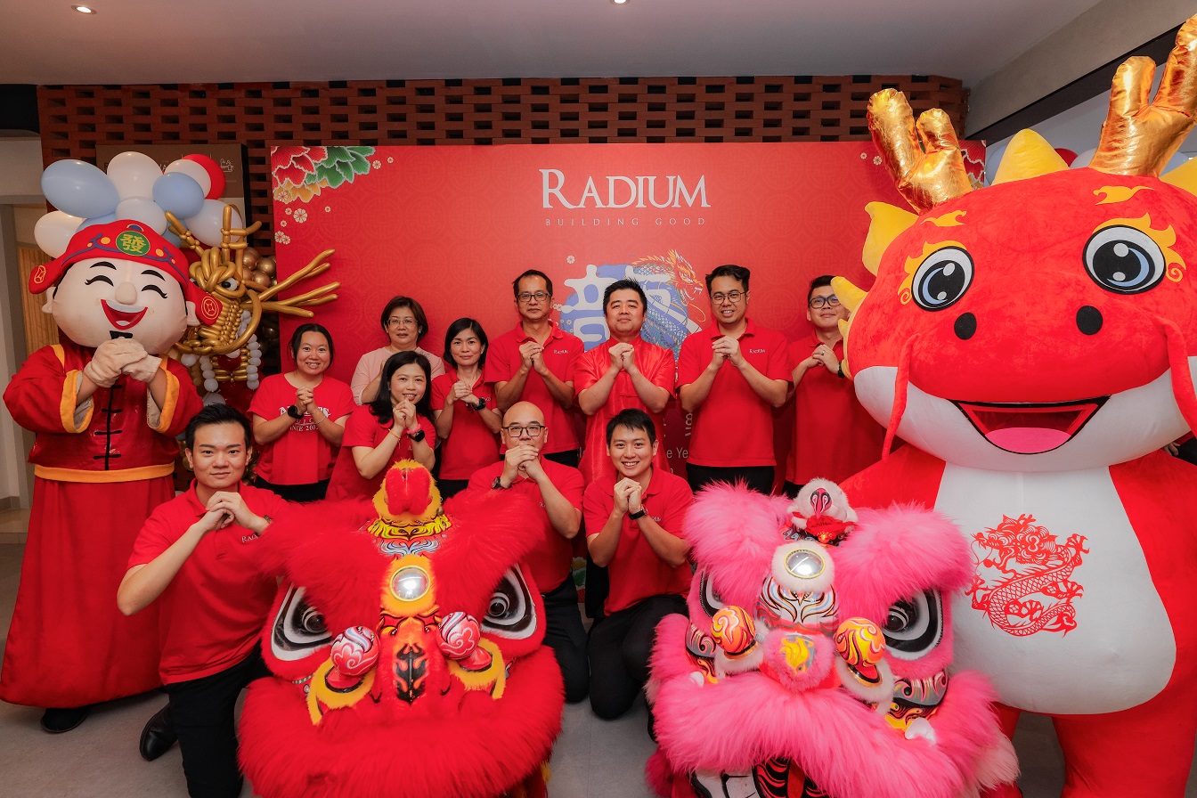 锐鼎发展新春开放门户 逾百买家同庆