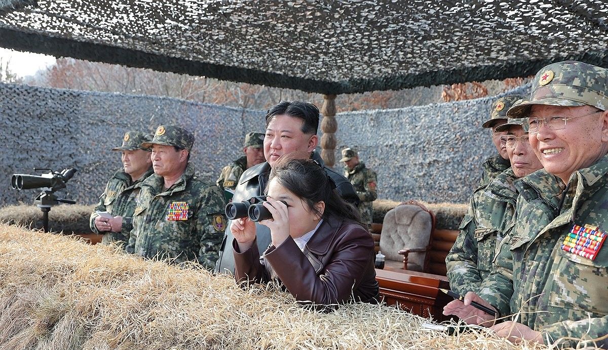 金正恩带女儿视察军队 呼吁做好战争准备
