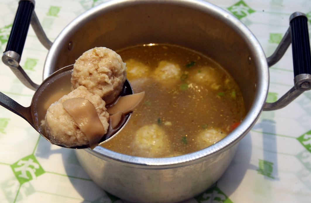 鲜菇肉丸汤
