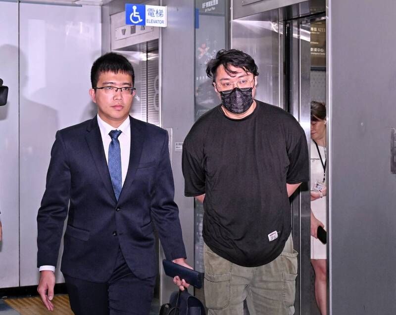 【台素食店食物中毒事件】 宝林创办人黎仿轩现身 面色凝重不发一语