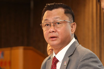 【元旦献词】卢国祥:优势互补达共赢 冀马中企业续同心同行