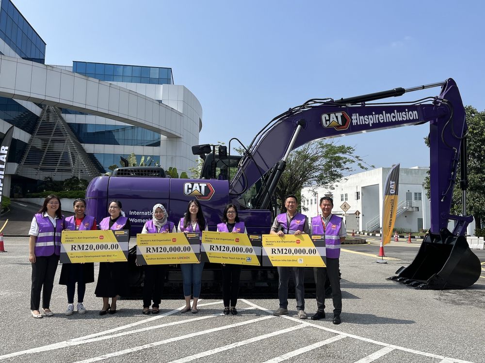 Tractors与4企业 捐8万予妇女援助组织