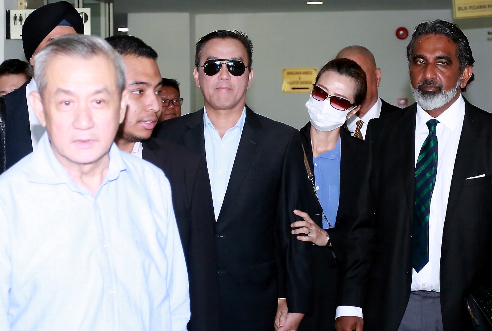风波袜指控 蔡志权夫妇拟向总检署陈情