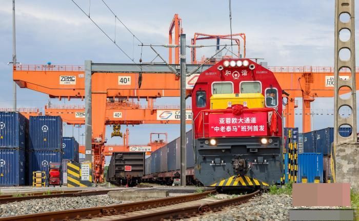 中寮泰馬列車