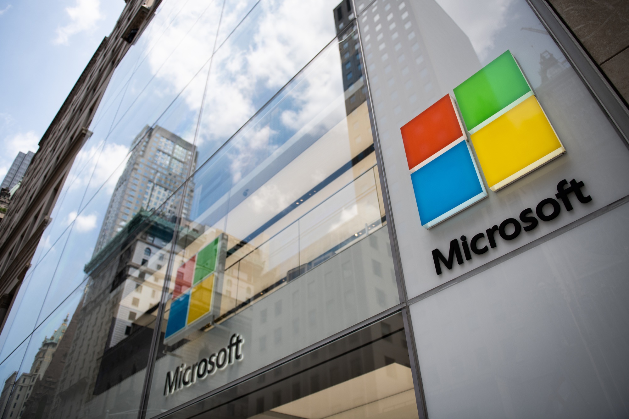 微软 Microsoft(彭博社)