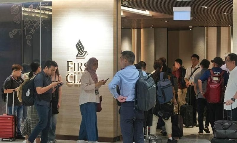 新航紧急迫降