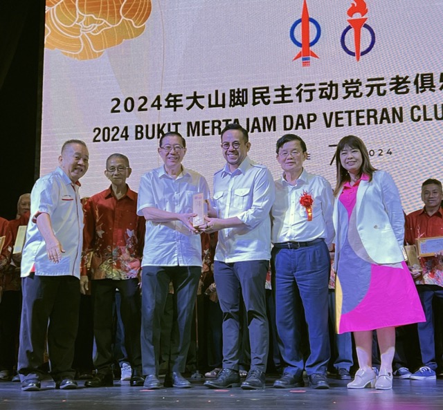 前朝开放全英文教数理 林冠英：团结政府为何做不到？