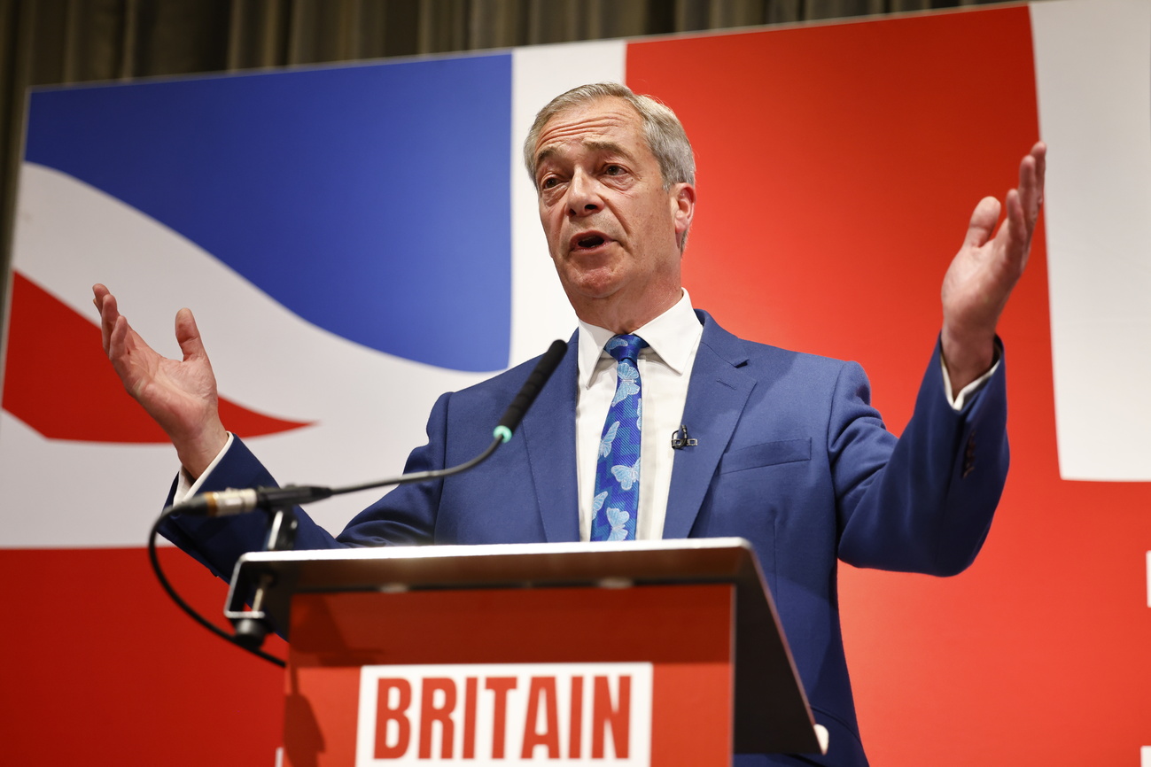 英国脱欧领军人 法拉奇8度参选