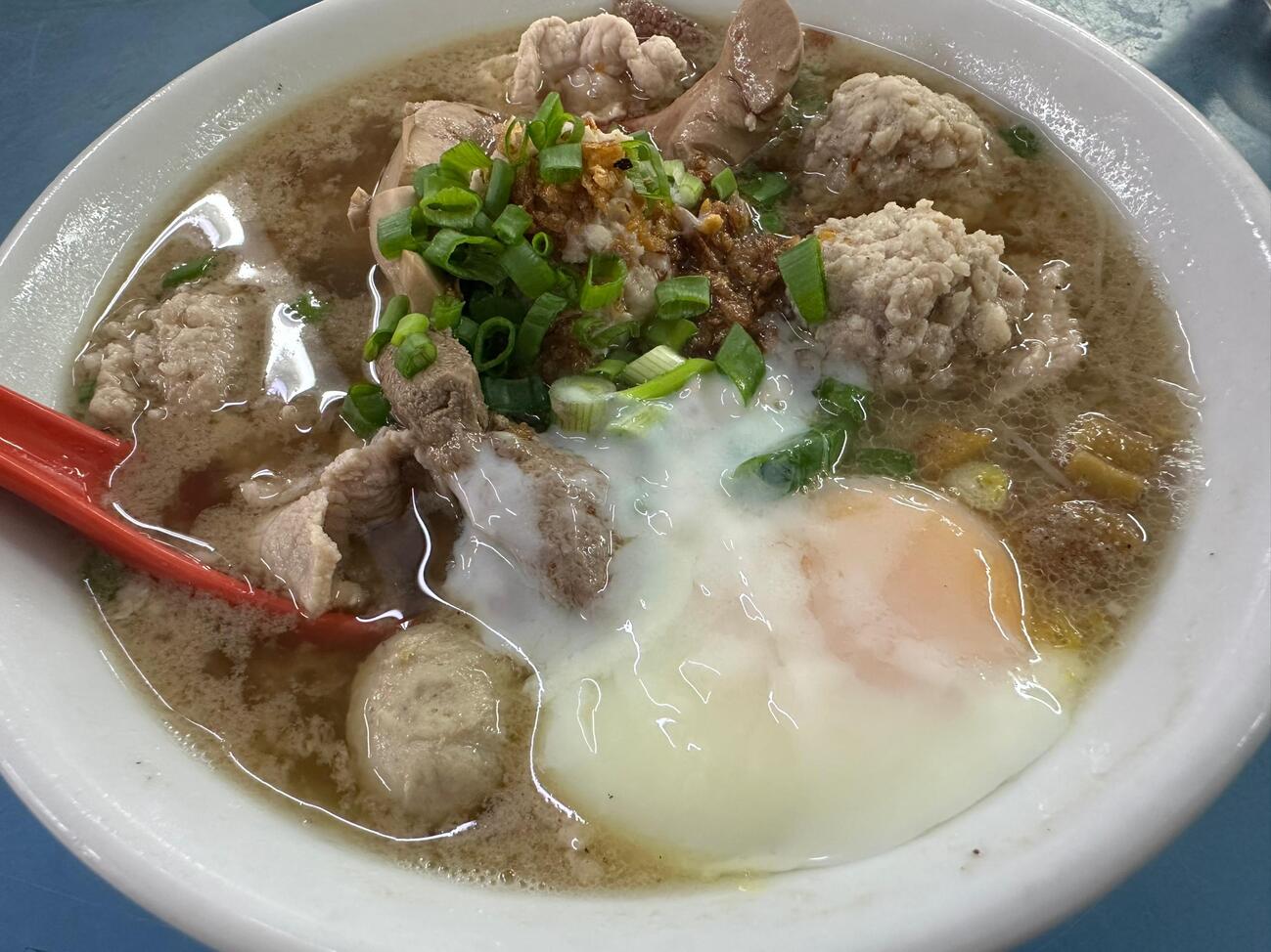 等一碗猪肉粉/李宣春