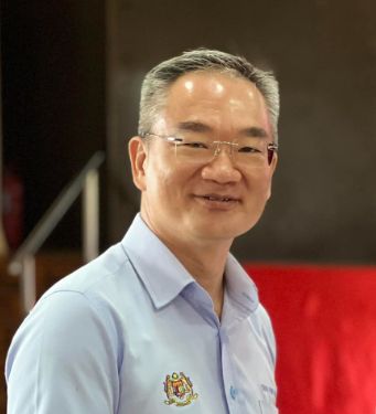邱培栋吁认人资机构更换领导层