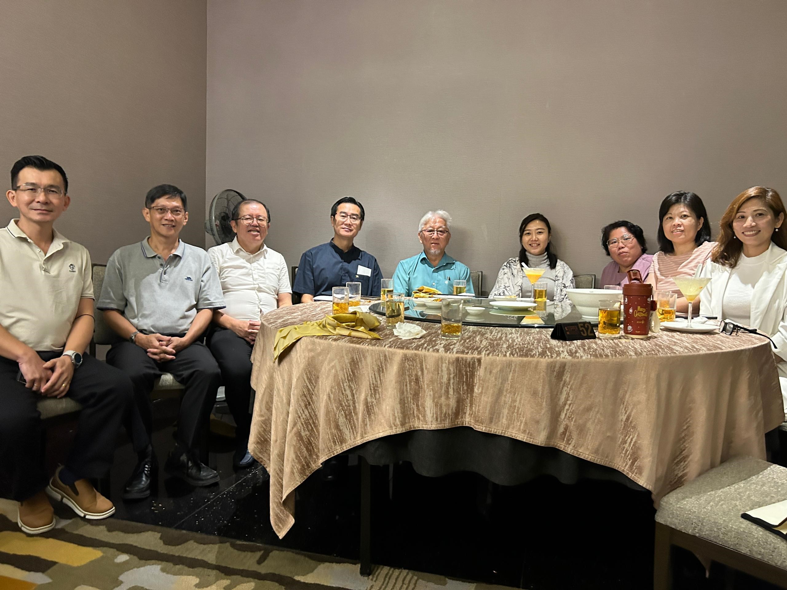 吴义民 白维振 朱运健 陈汉光 郭清江 吴俐莹 李佩佩 杨荔婷 罗依薇