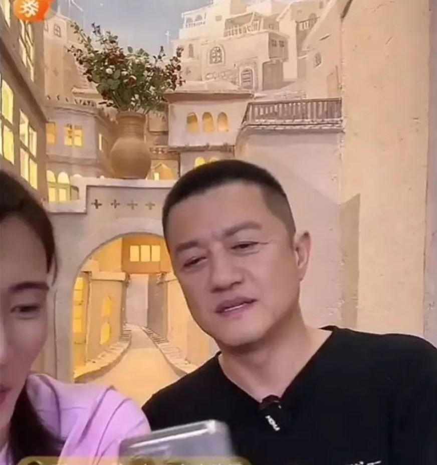 李亚鹏“与王菲隔空对唱” 被酸蹭前妻赚流量