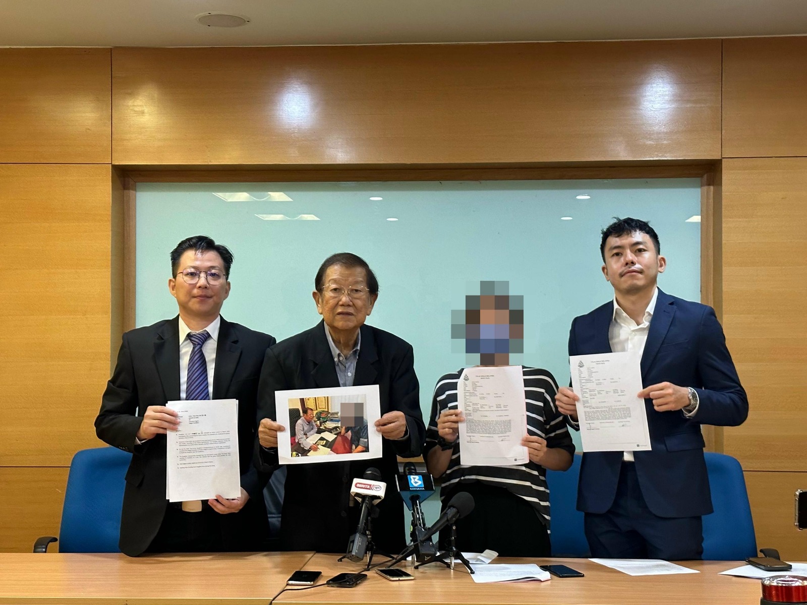 张天赐:性情大变染烟瘾 少儿入私会党情况堪忧