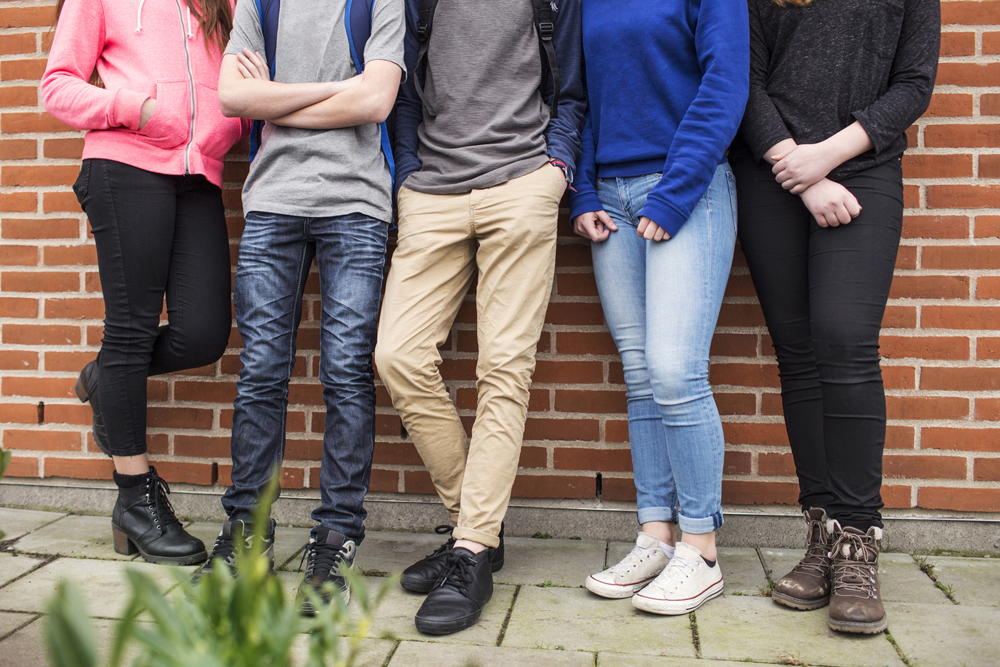 报告:或威胁经济 过半受访华青不拒躺平