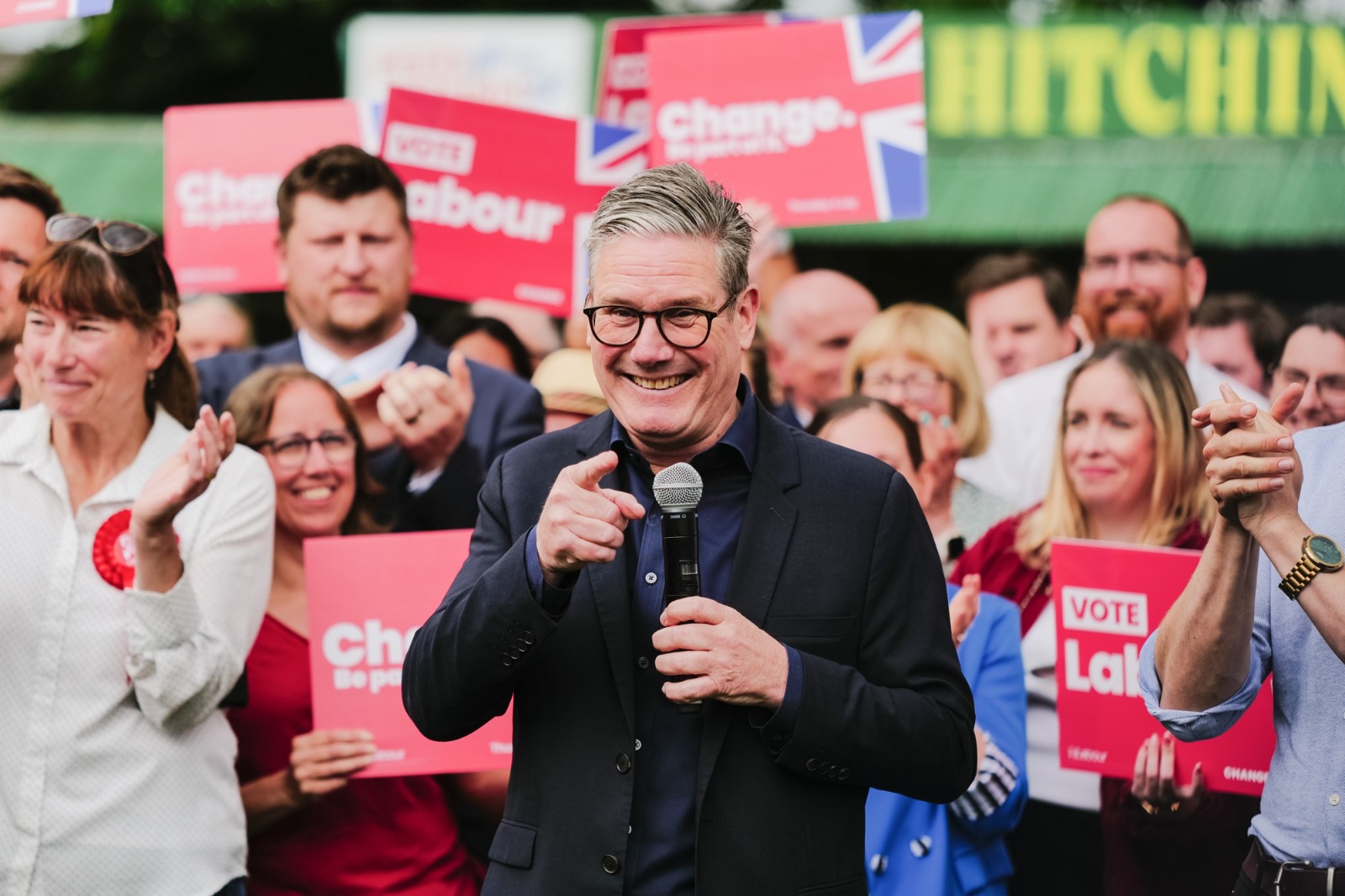 出口民调:工党将获压倒性胜利 斯塔默预计成下一任英相