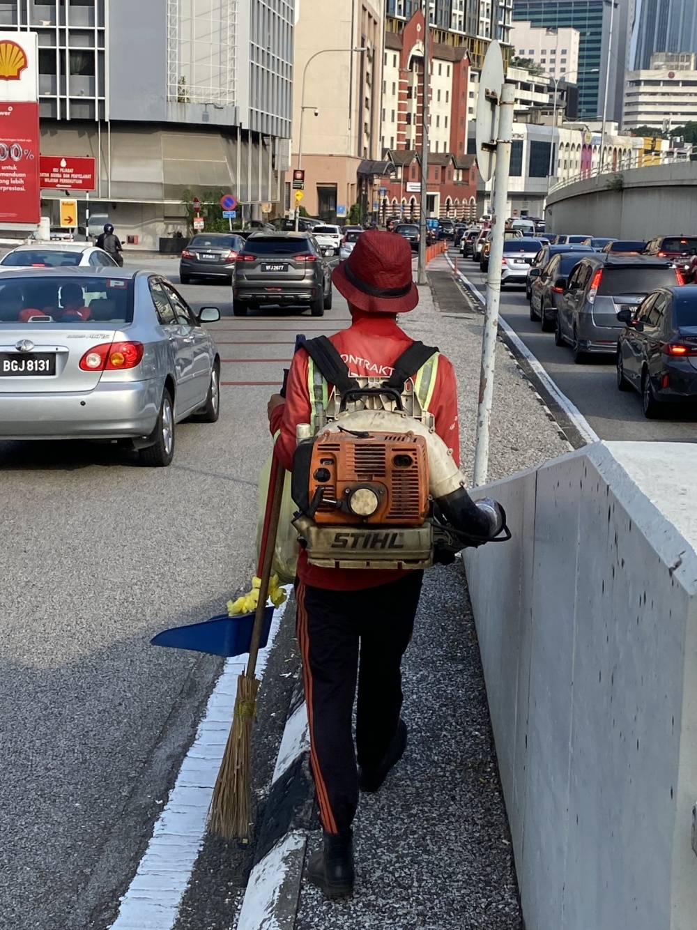 上班族的逃逸路线／黄康伟