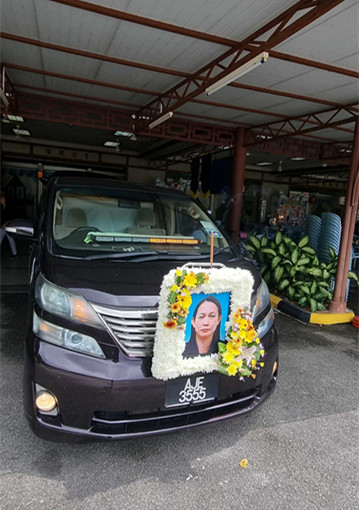 车内呕吐猝死 单亲妈妈死于颅内出血