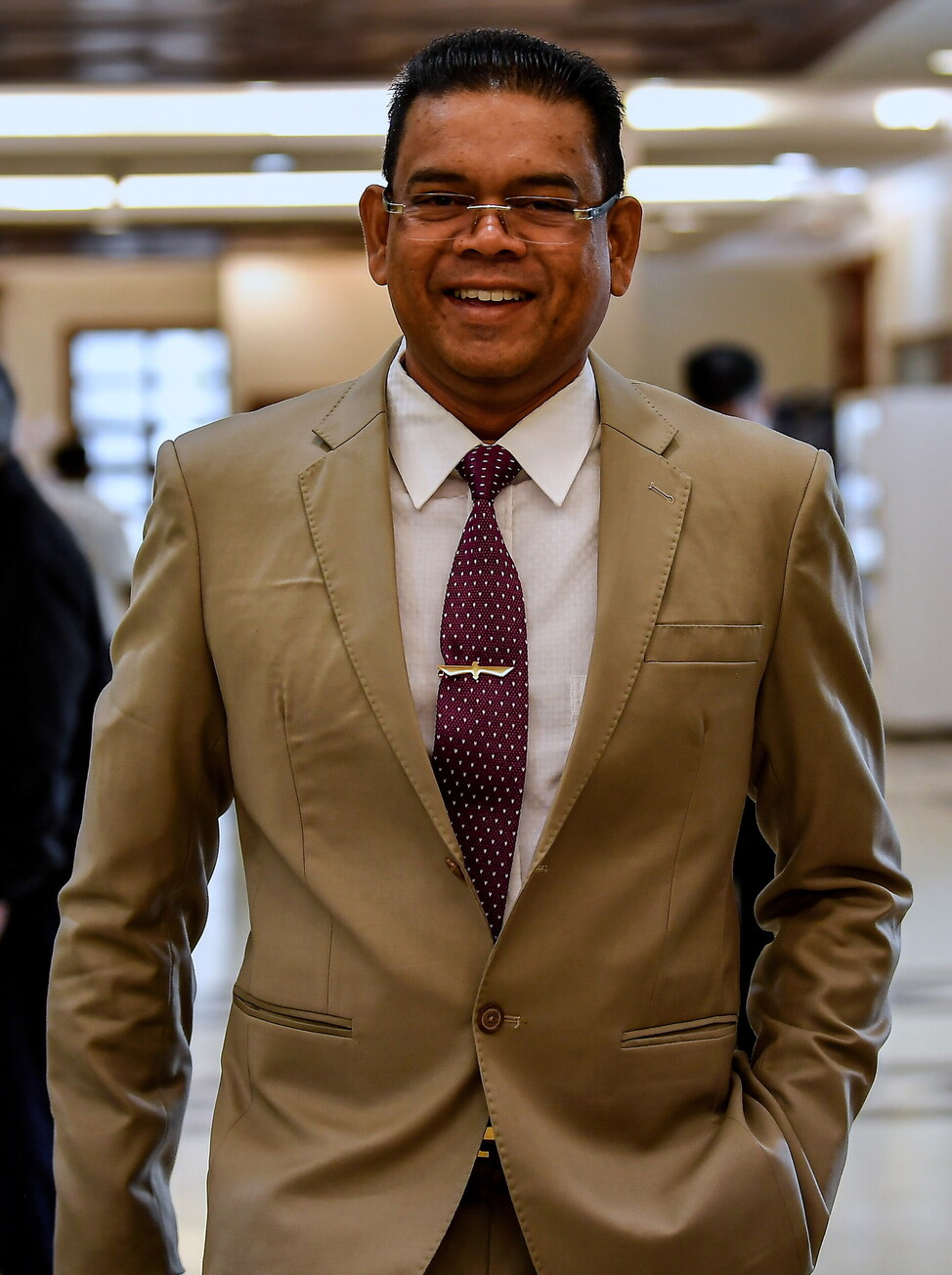 控方接指示撤上诉 洛曼摆脱2假新闻官司