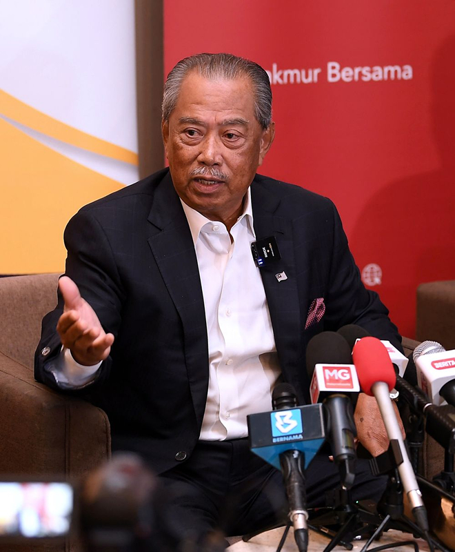 慕尤丁:非搞政治手段 玻行政议员改组纠正错误
