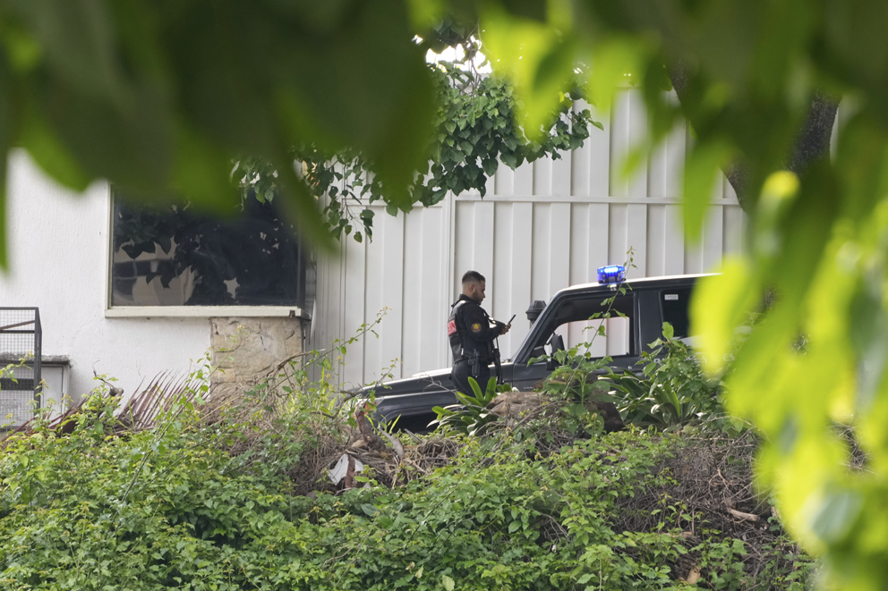 不满阿根廷庇护反对派成员 委国撤巴西使馆代表权