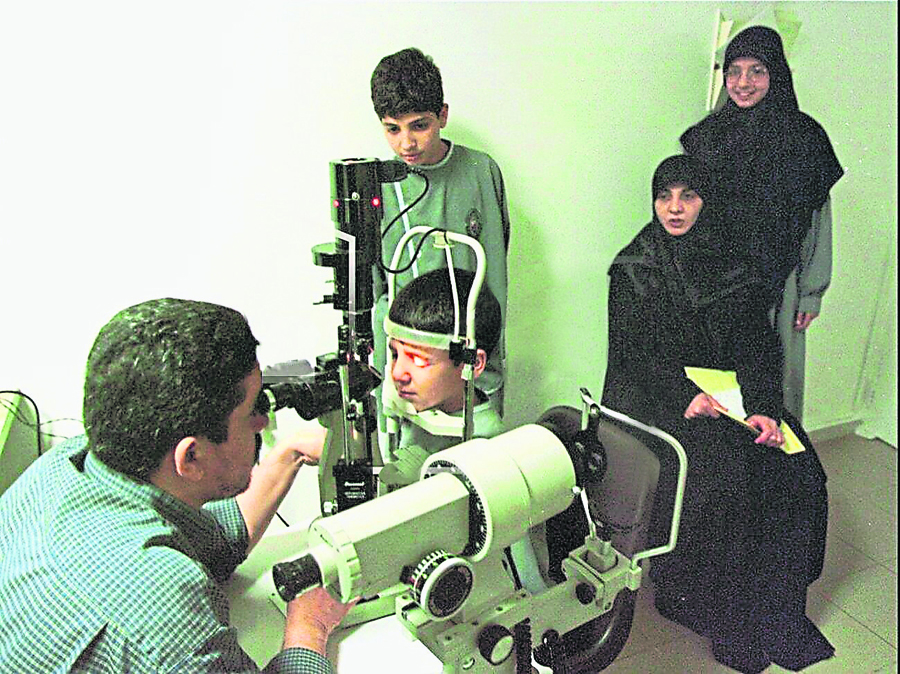 传呼机爆炸·多人双眼失明 黎巴嫩医生一晚摘眼比一生多