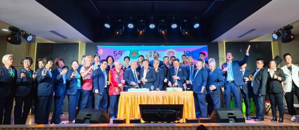 致力制定家电商标准 黄财荣:盼成业界标杆