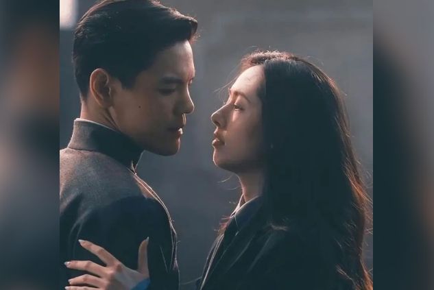 向左 郭碧婷(取自微博)