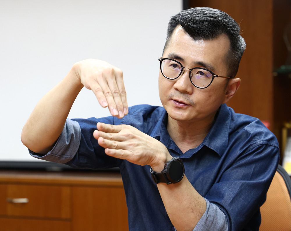 地质学家:勿怕地陷不发展 认真检测可免大灾难