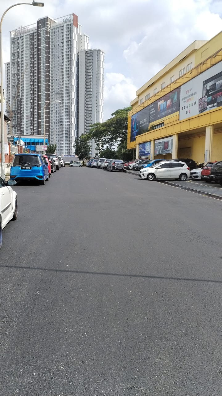 隆市政厅监督下 住宅路面修补完成