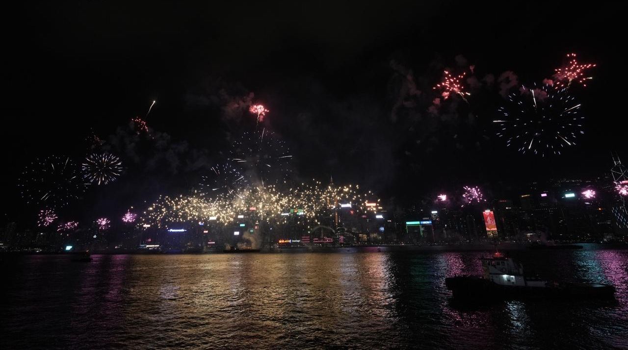 香港举行国庆烟花汇演