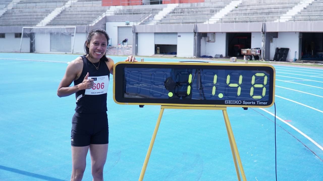 打破尘封31年纪录 胡丝妮雅11秒49全国最快