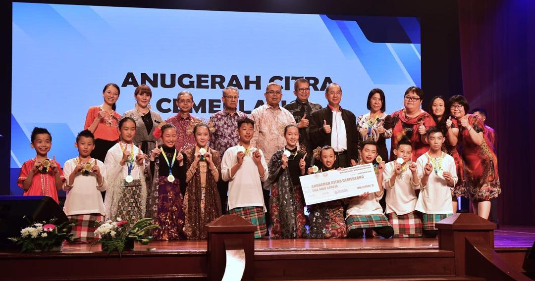 蕉赖11哩华小 学生 艾伦达干