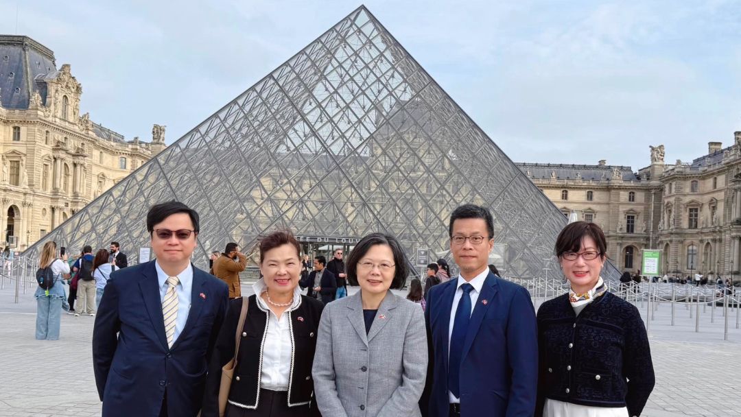 传蔡英文将出访美国 中国警告“勿开绿灯”