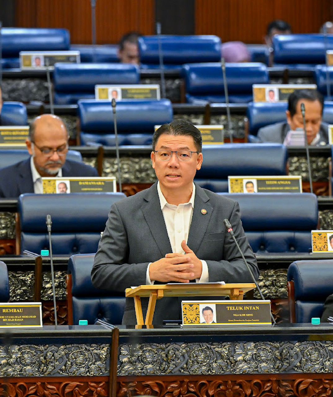 房政部与州政府及业者 本月起商“住宅租赁法”