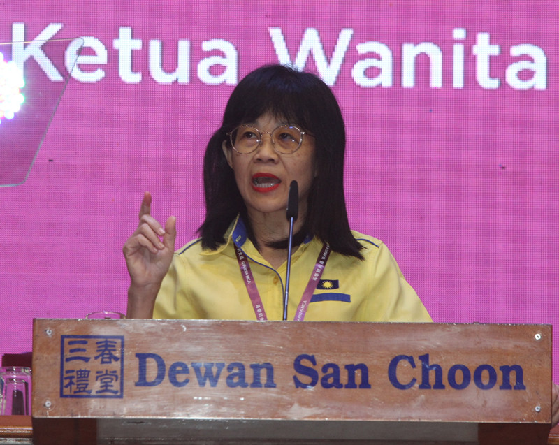 黄友凤:两性平权仍未达成 须提升女性政经参与度