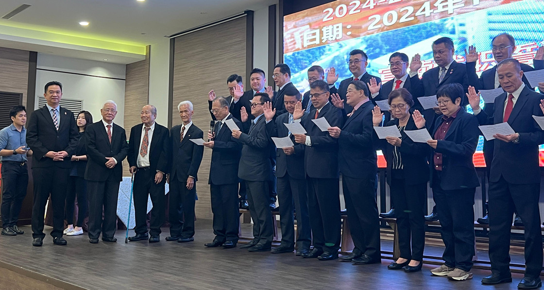 芙中应对学生坠楼事件 助教师专业辅导培训