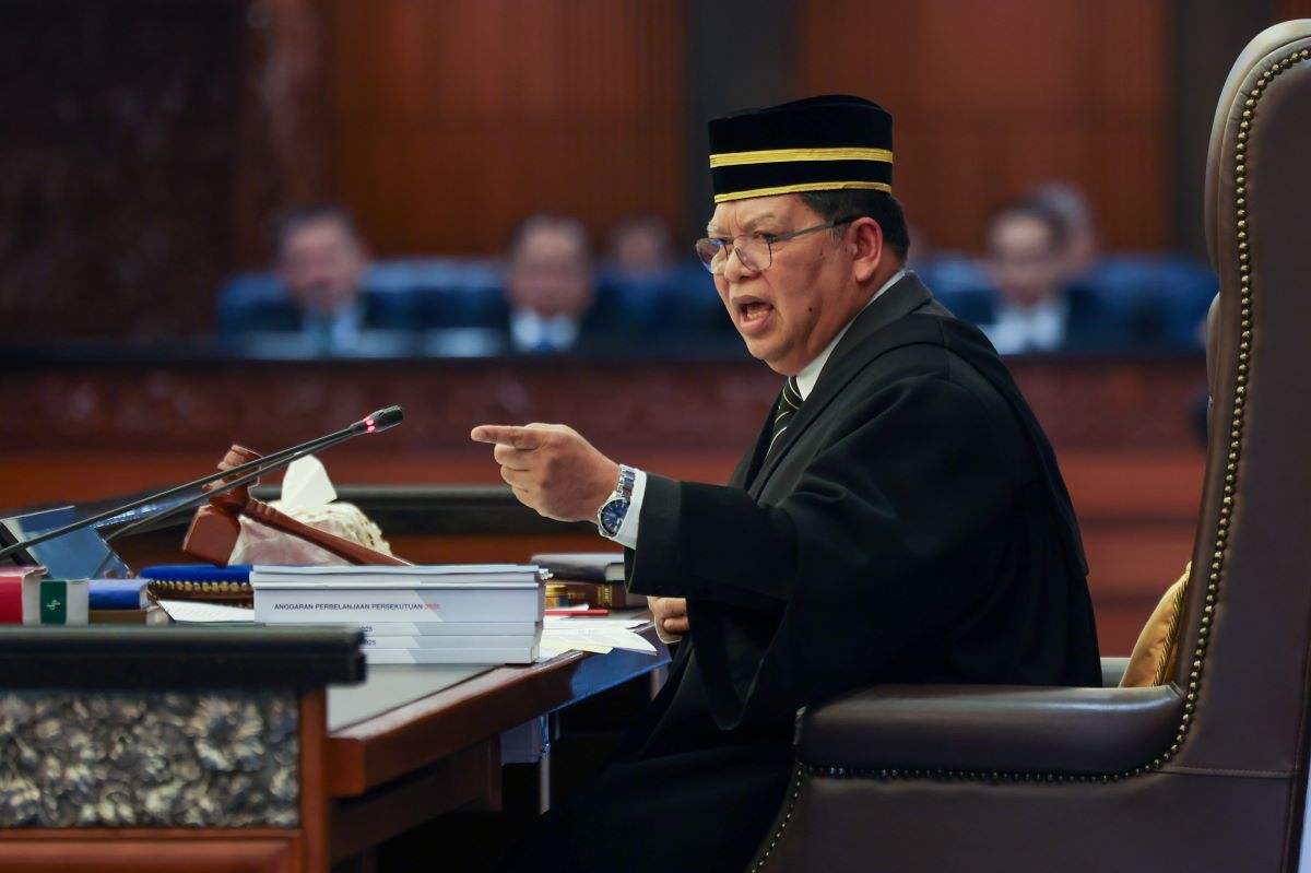 国会下议院议长丹斯里佐哈里