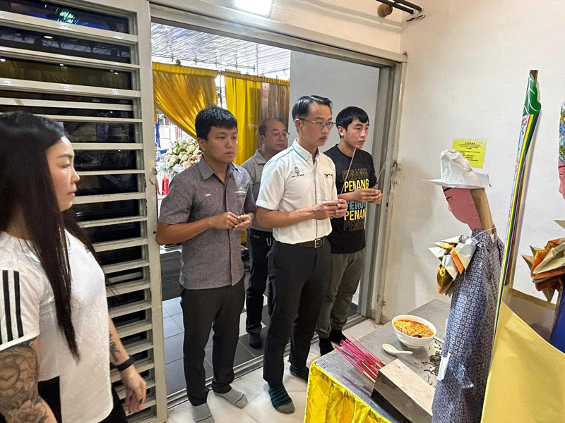 货柜掉落砸车酿1死1伤案  沈志强密切关注事件进展