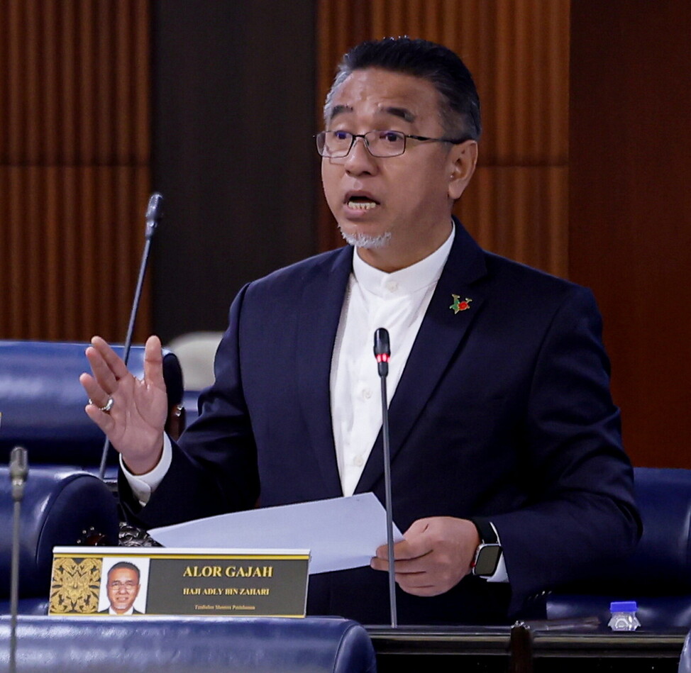 国防部与内政部合作 为巴国公民办长期通行证