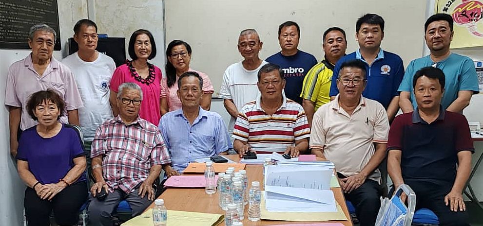 林广有:而连突华团配合新春 新村挂灯笼办元宵晚会