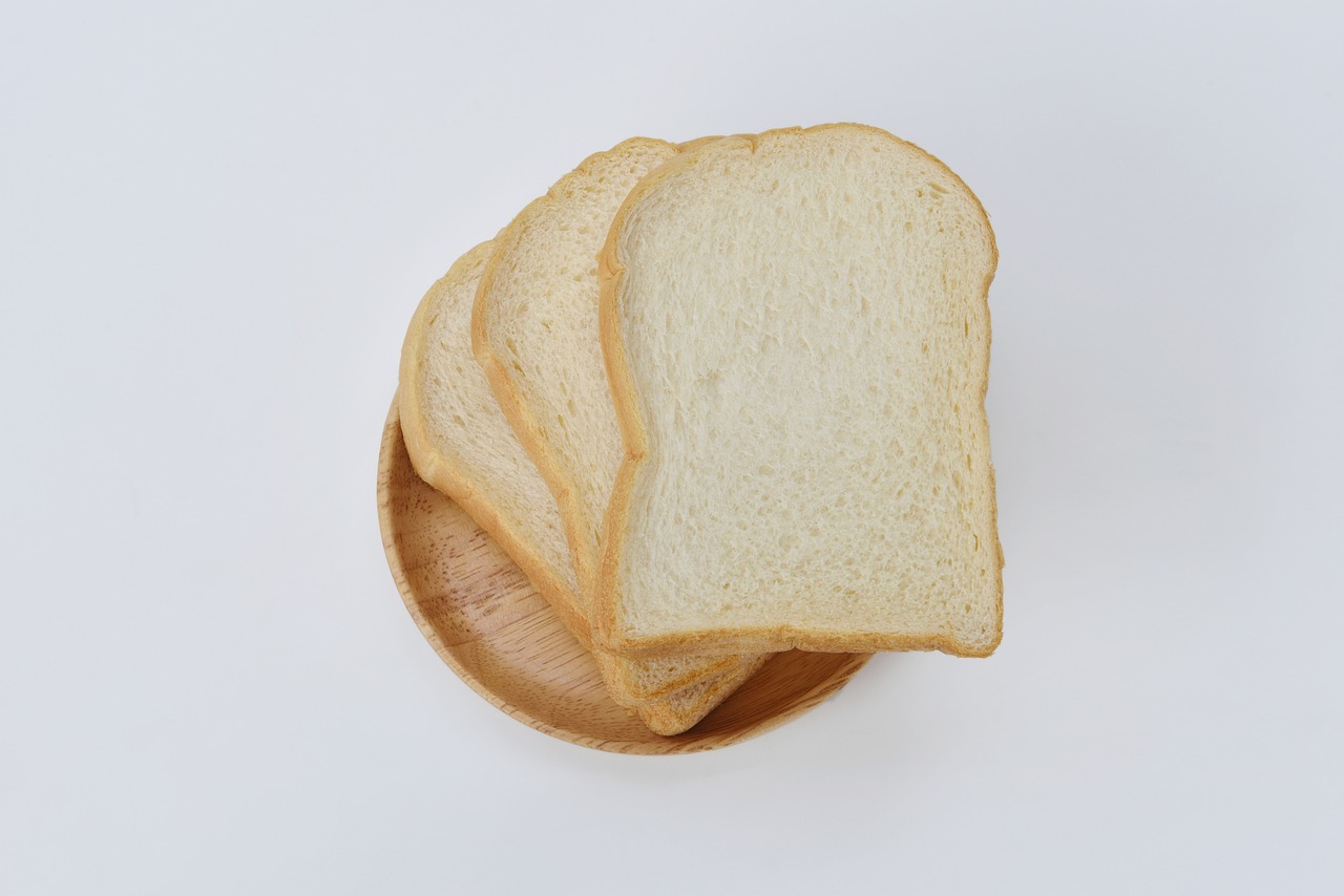 美国重新定义健康食物标准 剔除白面包·纳入三文鱼鸡蛋