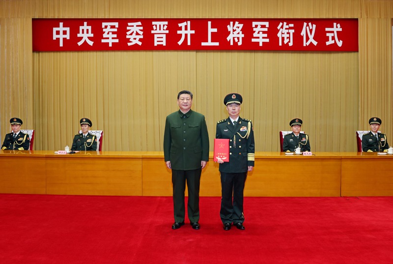 习近平晋升新陆军政委 4上将缺席又掀反腐风暴
