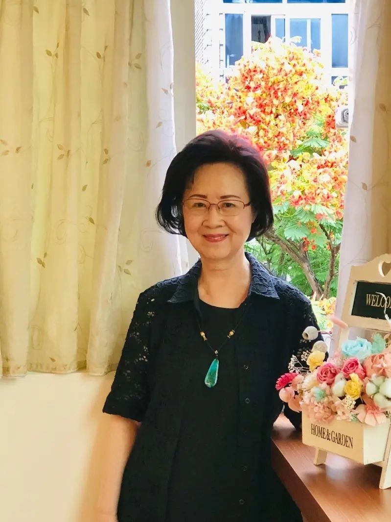 商家打着“纪念琼瑶”狂捞钱 儿子发律师函警告