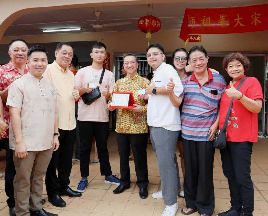 6年争取公民权 两兄弟新年喜获佳音
