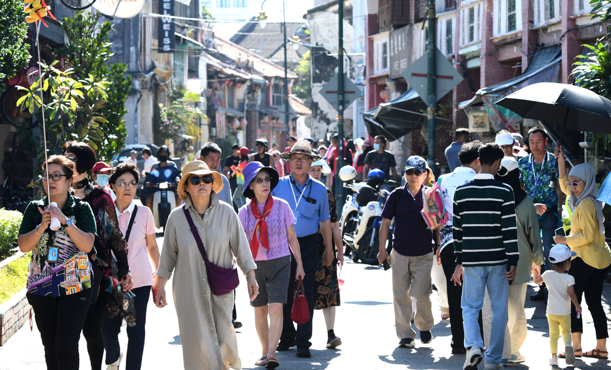 游客总数突破2亿人次 去年国内旅游大增21.7%