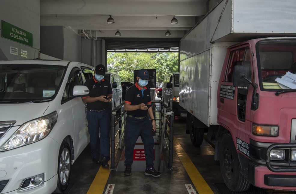电脑验车中心:3大主因 280万商用车8%不过关