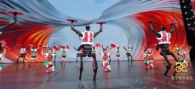 全球首次全AI人形机器人集群亮相央视春晚 展现中国智造新高度