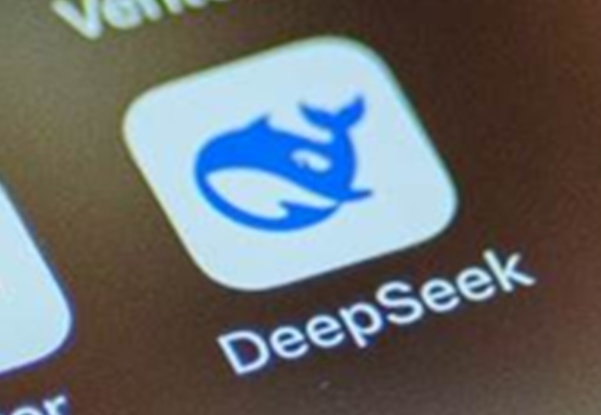 DeepSeek创办人:中国AI不可能永远处在跟随的位置