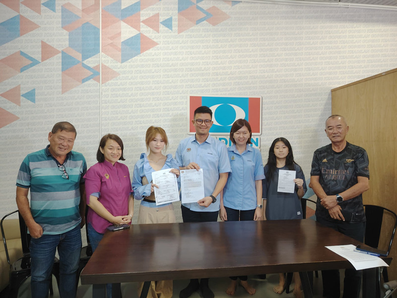 29未满21岁及1长者 务边30人终获公民权