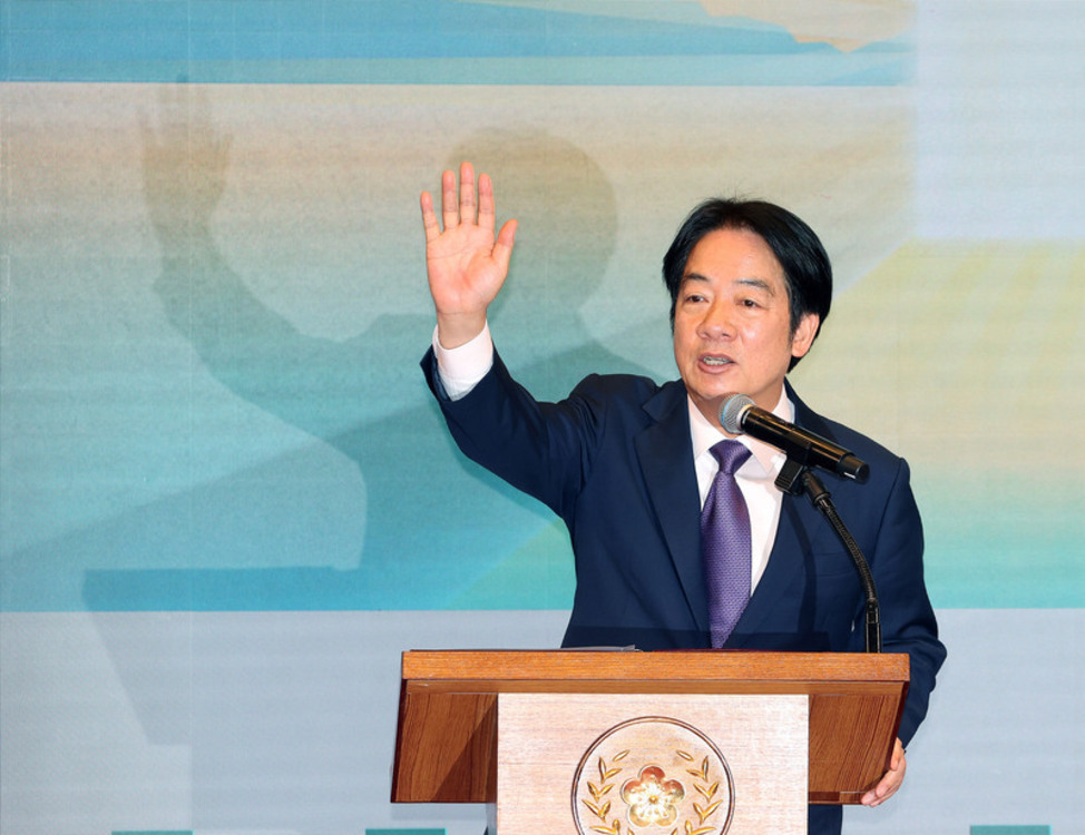 赖清德冀与中对等尊严交流 “民主是台湾唯一道路”